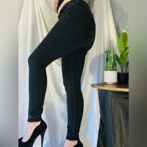 Hollister High Rise Super Skinny Soft Stretch Black Jeans